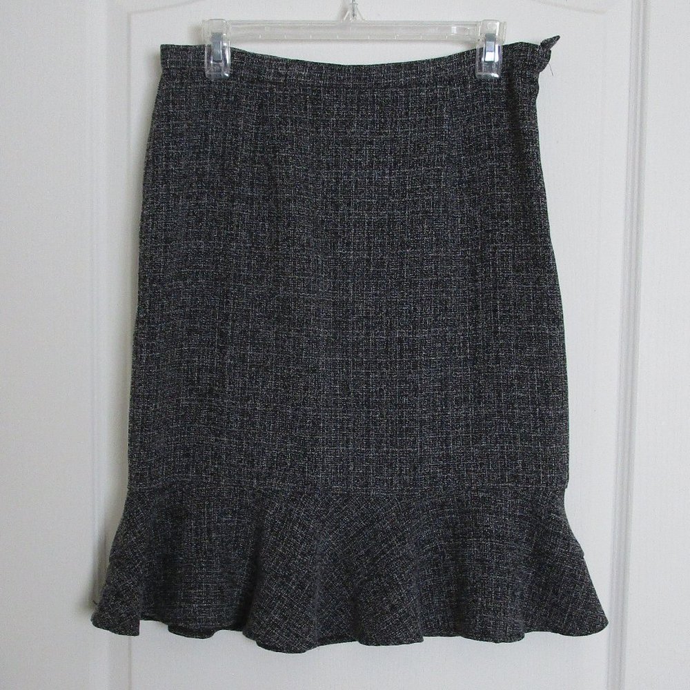 short black skirt
